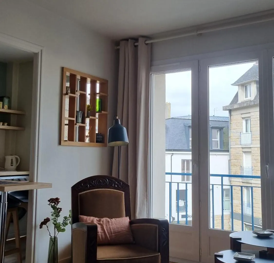 Studio Roy Gradlon Quimper 0*,  France
